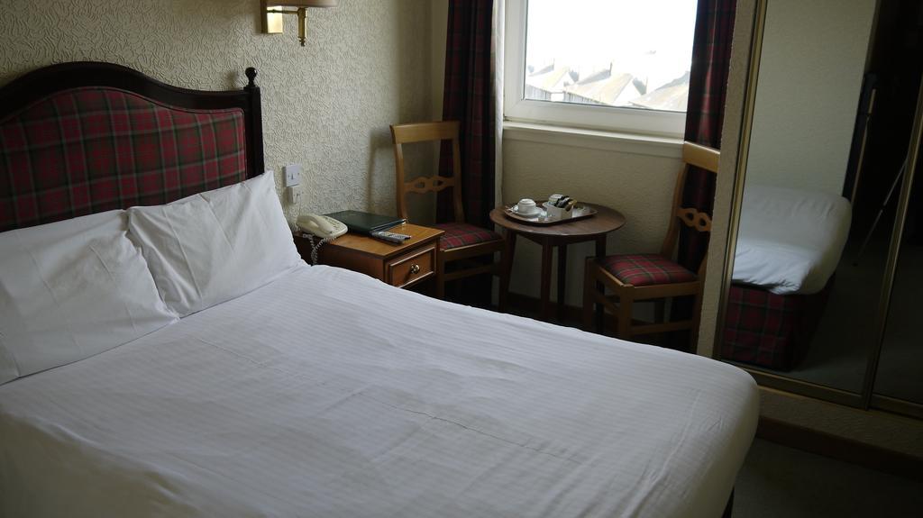 Symphony Craw'S Nest Hotel Anstruther Room photo